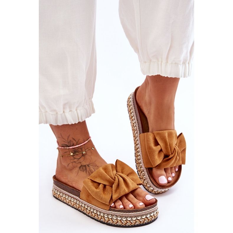 Ciabatte Da Donna In Camoscio Con Fiocco Lauria Cammello marrone 2