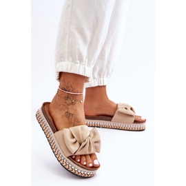 Pantofole Da Donna In Camoscio Con Fiocco Beige Lauria 1