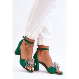 Eleganti sandali con cristalli sui tacchi Cameron Green verde 7