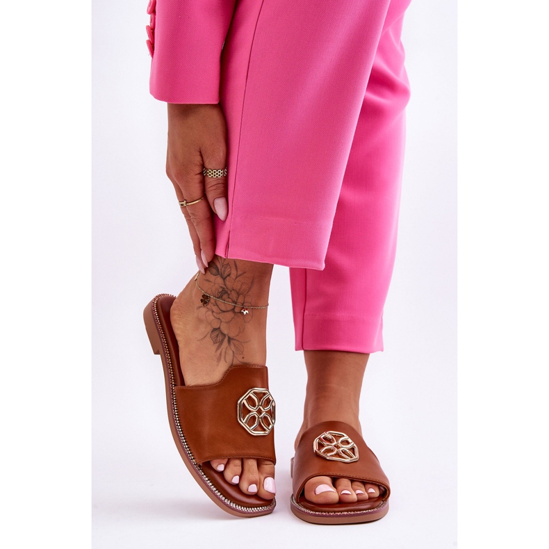 Pantofole da donna con tacco piatto classico Larotte Camel marrone 2