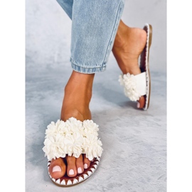 Prima Pantofole fiore bianco 2
