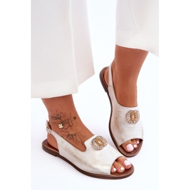Sandali Bassi In Pelle Con Decorazione Nicole 2744/004 Bianco-Oro 1