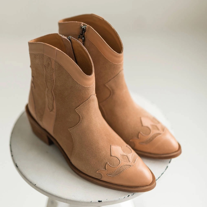 Marco Shoes Stivali da cowboy in camoscio naturale beige 1