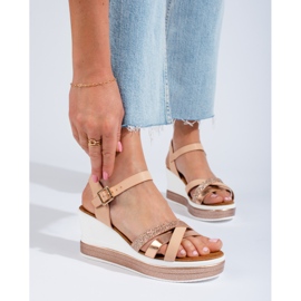 Sandalo con zeppa Shelovet beige da donna 1
