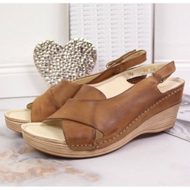 Sandali con zeppa in pelle marrone di Dolce Pietro 2