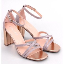 Sandali con tacco Elizabeth Champagne rosa 1