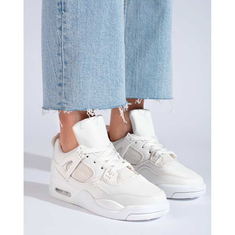 Sneakers bianche con suola spessa di Shelovet bianco 1