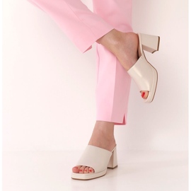 Sandali di perle da donna sul palo con elastico Sergio Leone KL322 beige 2
