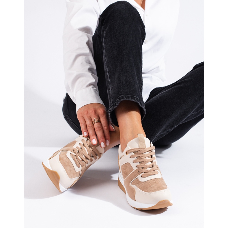 Sneakers da donna con zeppa Shelovet marroni beige 1