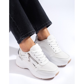 Sneakers bianche Shelovet con suola spessa bianco 1