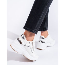 Sneakers bianche Shelovet con suola spessa bianca 2