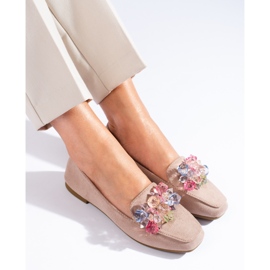 Mocassini in camoscio beige con cristalli di Shelovet 1