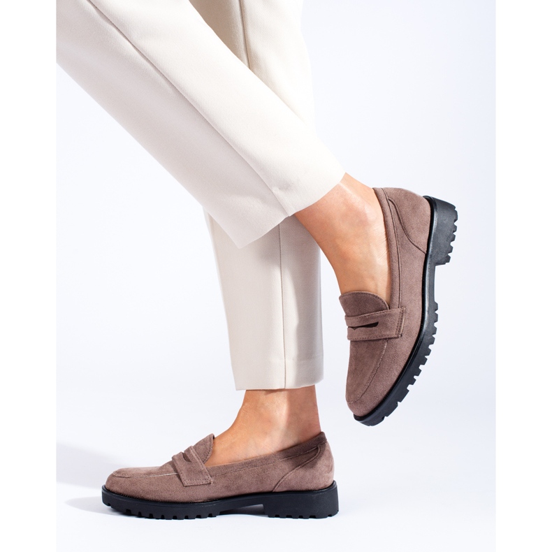 Scarpe da donna in camoscio beige scuro Shelovet 1