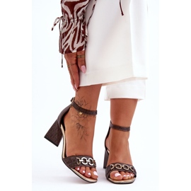 Sandali Triangolari in Pelle Laura Messi 2595 Marrone 1