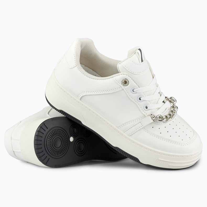 Scarpe sportive bianche con catena bianca 1