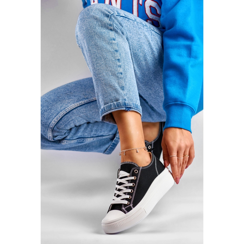 Sneakers nere su una piattaforma bassa nero 1