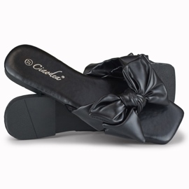 Ciabatte nere con fiocco di Isanna nero 2