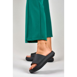 Comode pantofole da donna nere in schiuma nero 2