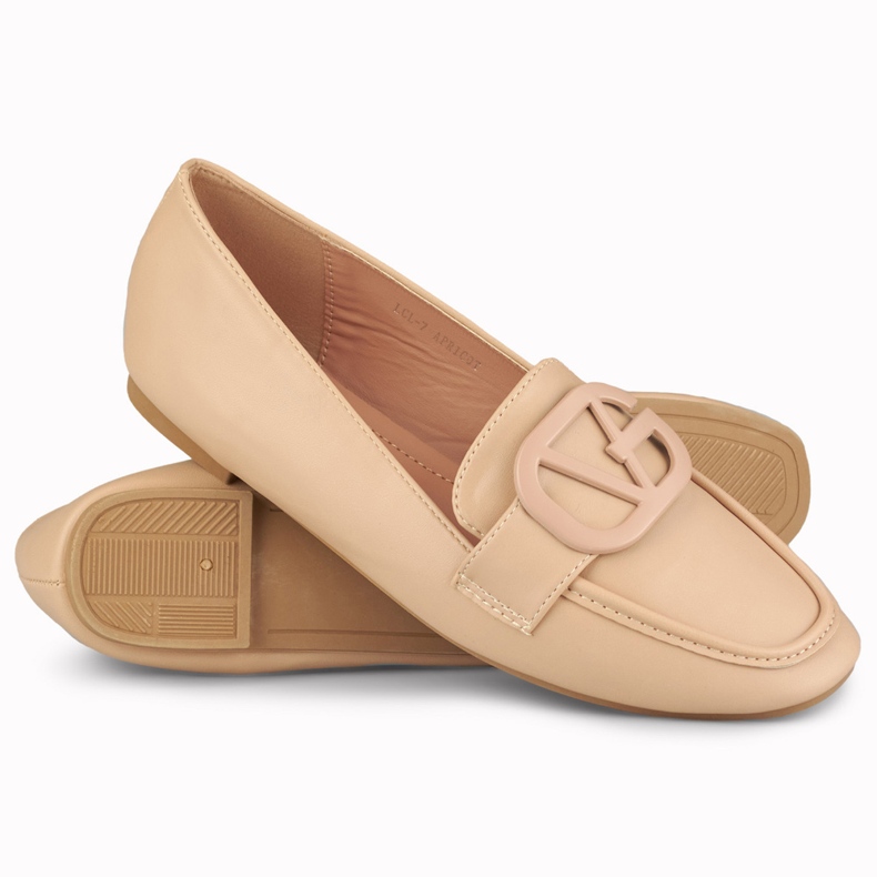 Scarpe da donna beige scuro realizzate in ecopelle 1