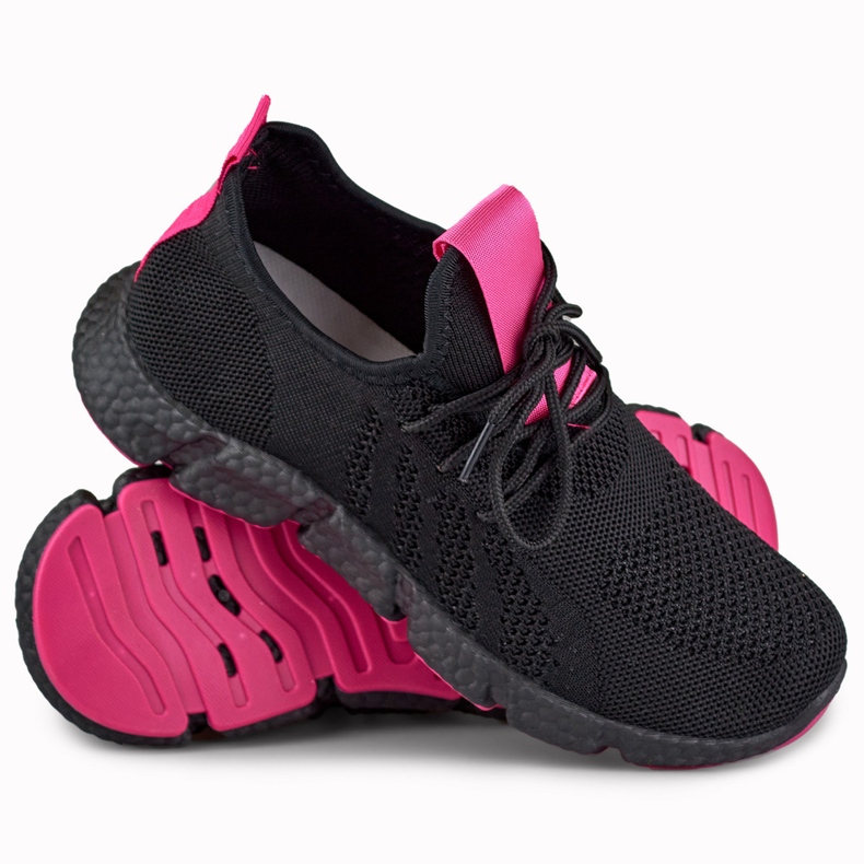 Comode scarpe sportive morbide e leggere nero 1
