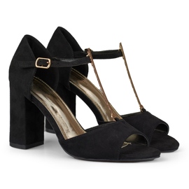 Eleganti sandali con tacco alto e decorazioni in oro nero 2