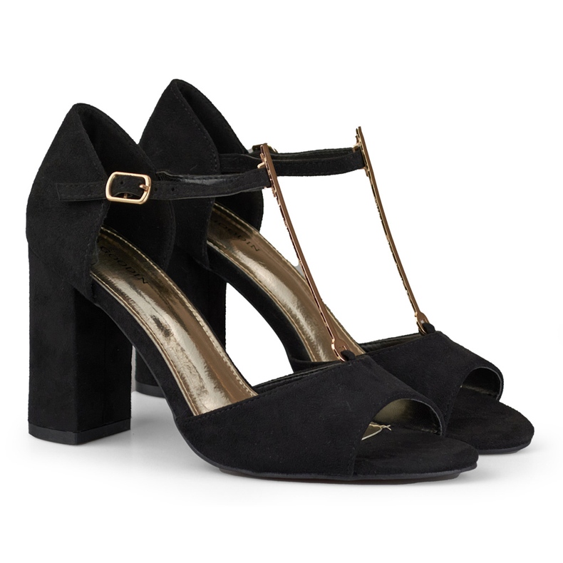 Eleganti sandali con tacco alto e decorazioni in oro nero 2