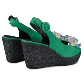Sandali con zeppa verdi con perline verde 1