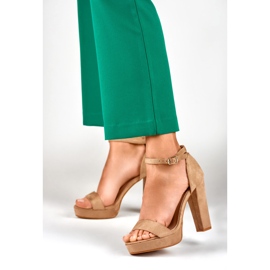 Sandali beige alti alla caviglia 2