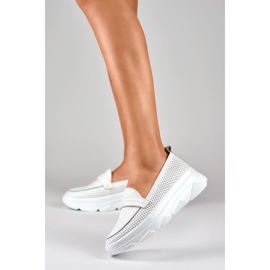 Comode scarpe bianche traforate in pelle naturale bianca 2