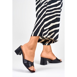 Pantofole nere da donna su tacco basso nero 2