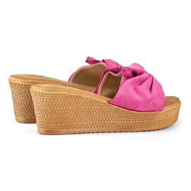 Pantofole fucsia da donna su un comodo tacco a zeppa rosa 1