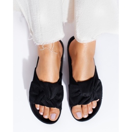 Pantofole da donna in camoscio nero sulla piattaforma Shelovet 2