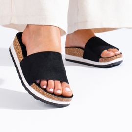 Pantofole in camoscio nero con suola spessa Shelovet 1