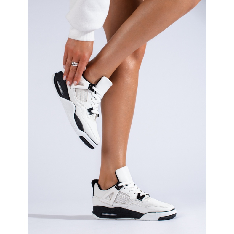 Sneakers bianche e nere con suola spessa di Shelovet bianco 1