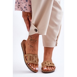 Ciabatte da donna con borchie marroni Evelins marrone 1