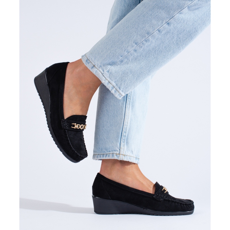 Scarpe con zeppa in camoscio nero di Shelovet 1