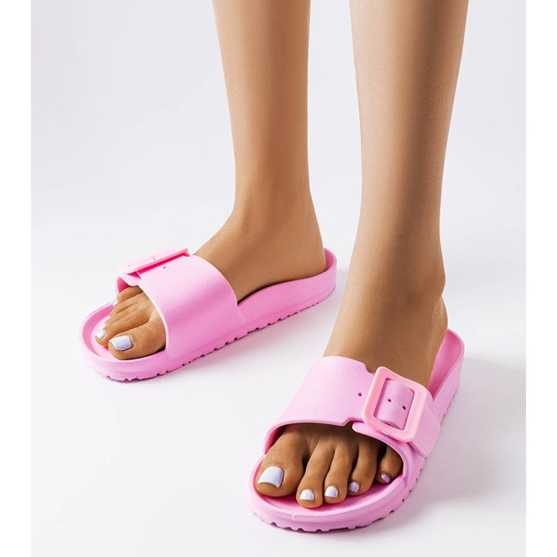 Cursori in gomma rosa con fibbia di Nelm 1