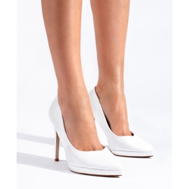 Eleganti décolleté bianche con tacco alto di Shelovet bianco 1