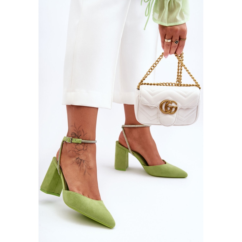 Décolleté In Camoscio Con Striscia Decorativa Verde Lirosa 1