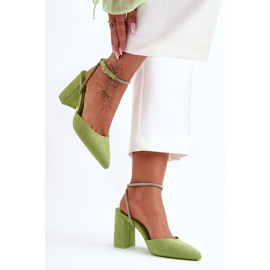 Décolleté In Camoscio Con Striscia Decorativa Verde Lirosa 2