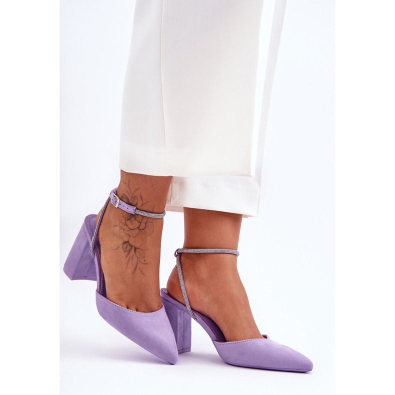 Décolleté In Camoscio Con Cinturino Decorativo Viola Lirosa 2
