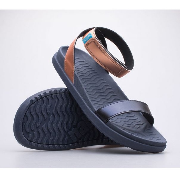 Sandali metallizzati Native Juliet W 61309817-8936 blu 1