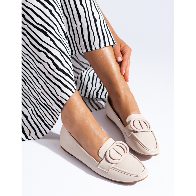 Eleganti mocassini Shelovet da donna beige 1