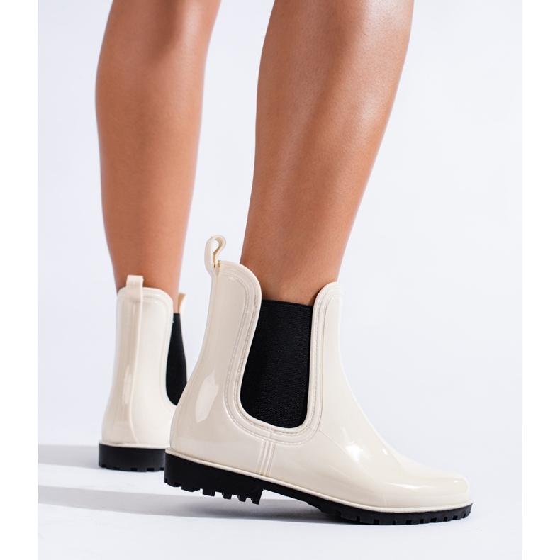 Stivali da donna color crema di Shelovet bianca 1