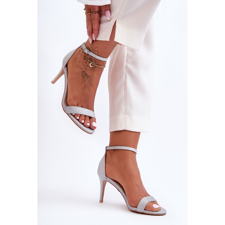 Sandali con tacco alto argento lucido Gedna d'argento 1