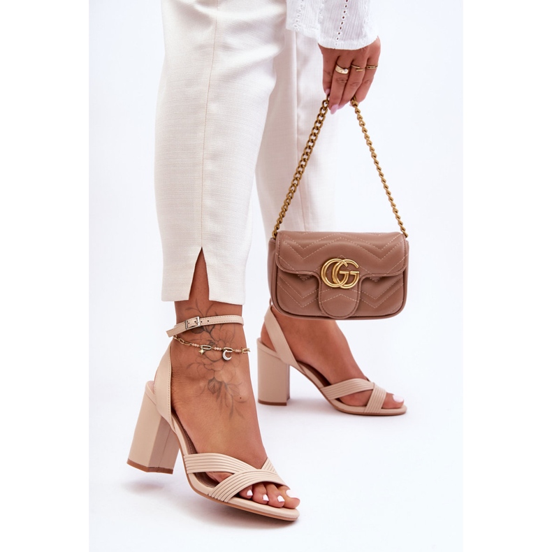 Sandali Classici In Pelle Su Tacco Zipola Beige 1