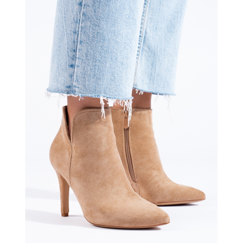 Bella Paris Stivali classici su tacco alto beige 1