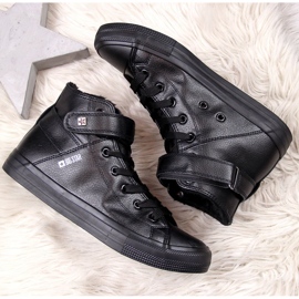 Scarpe da ginnastica isolate nere Big Star V274542F nero 1