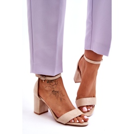 Sandali beige eco-elendari femminili 1