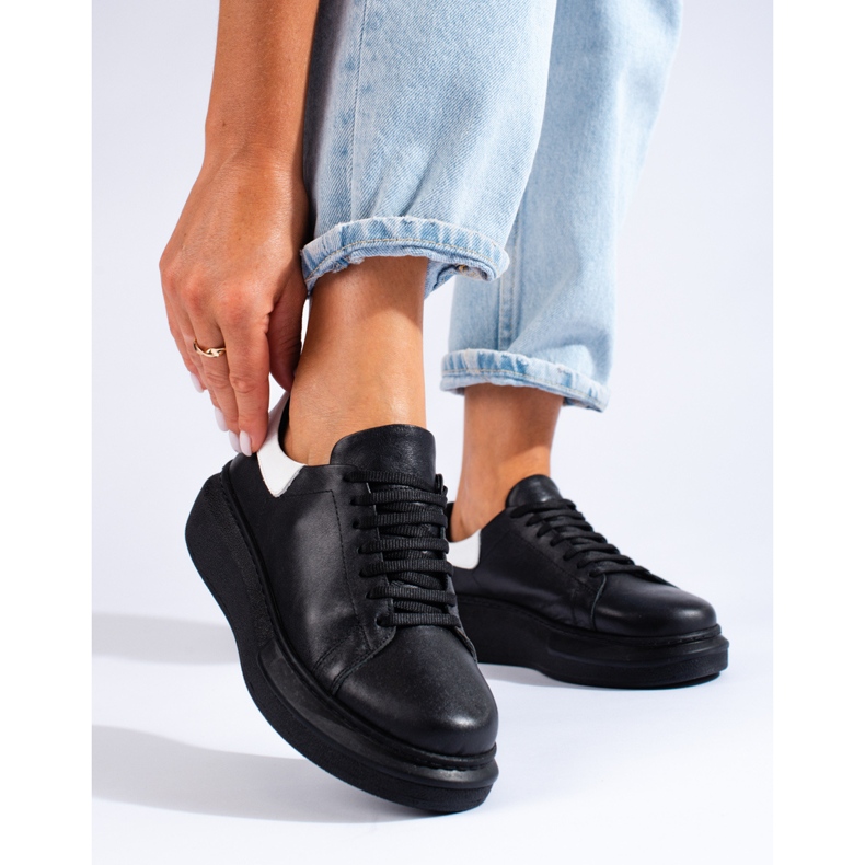 SHELOVET Scarpe sportive da donna classiche nere di T.Sokolski nero 2